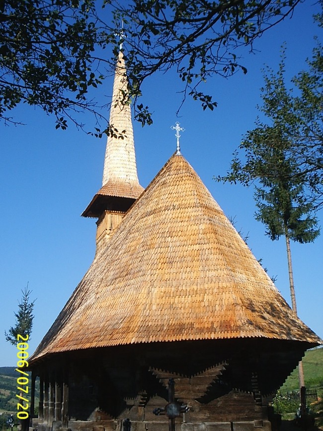 Biserica de lemn din Tusa